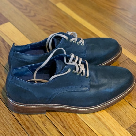 Cole Haan dress shoes - Picture 1 of 3